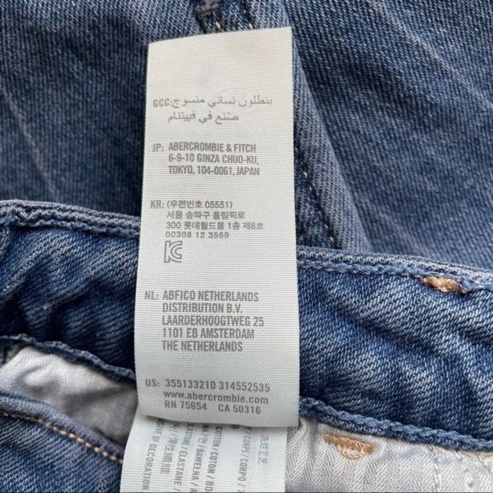 Hollister Y2K Jeans Curvy High Rise Mom Jean Medium Blue Patch Women’s Size 23 - Picture 10 of 11